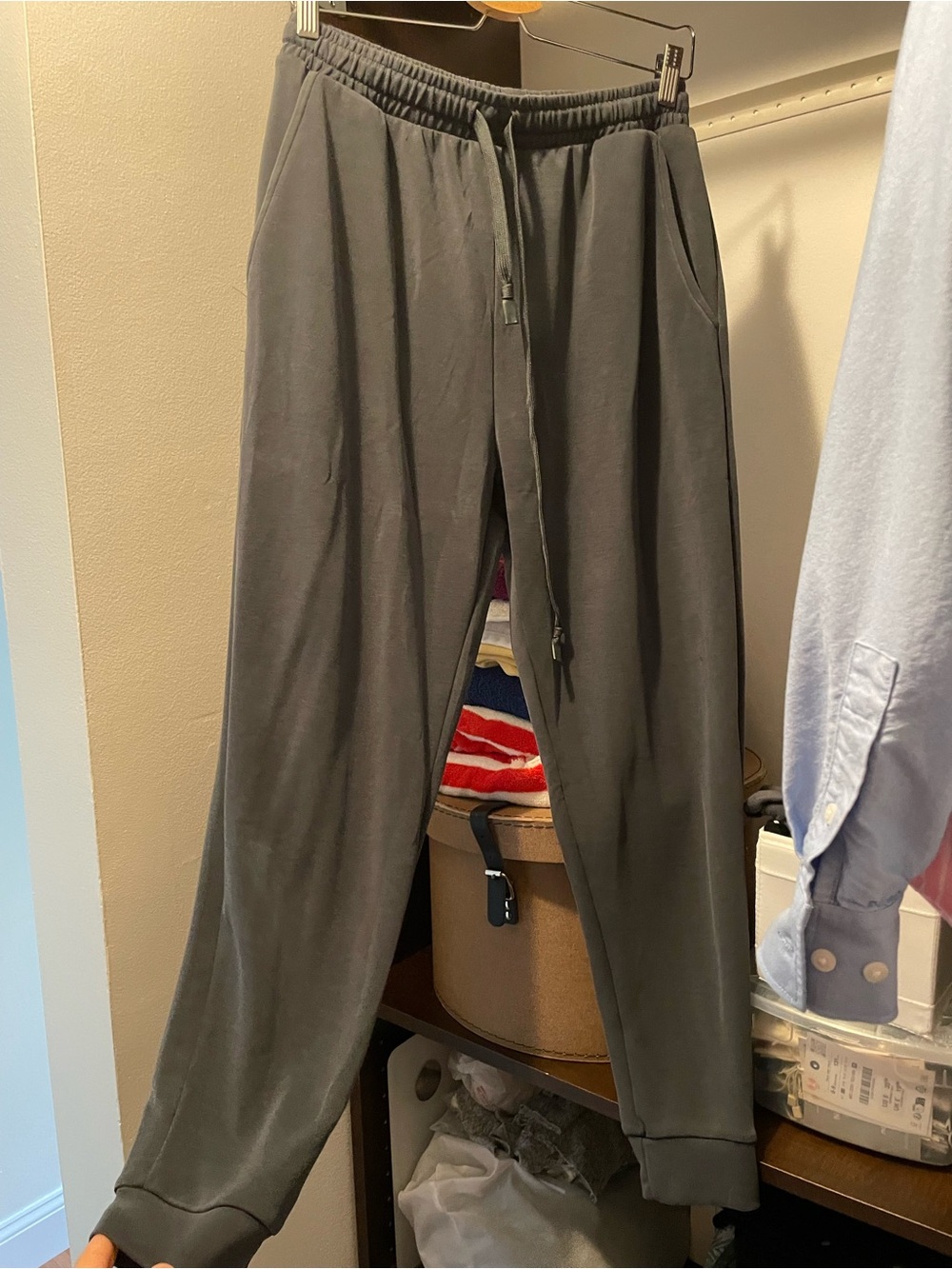 Relaxed Gray Drawstring Jogger Pants for Women
